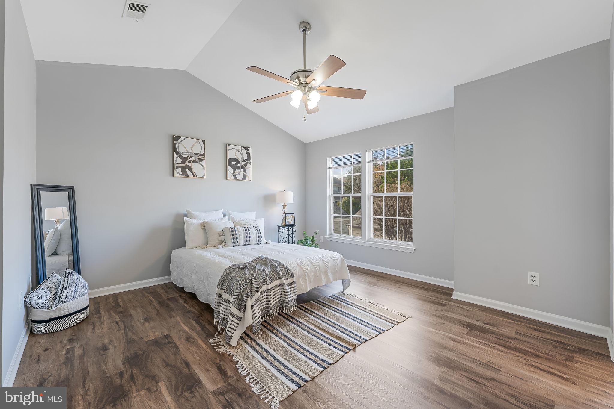 BELMONT GREENE - Residential