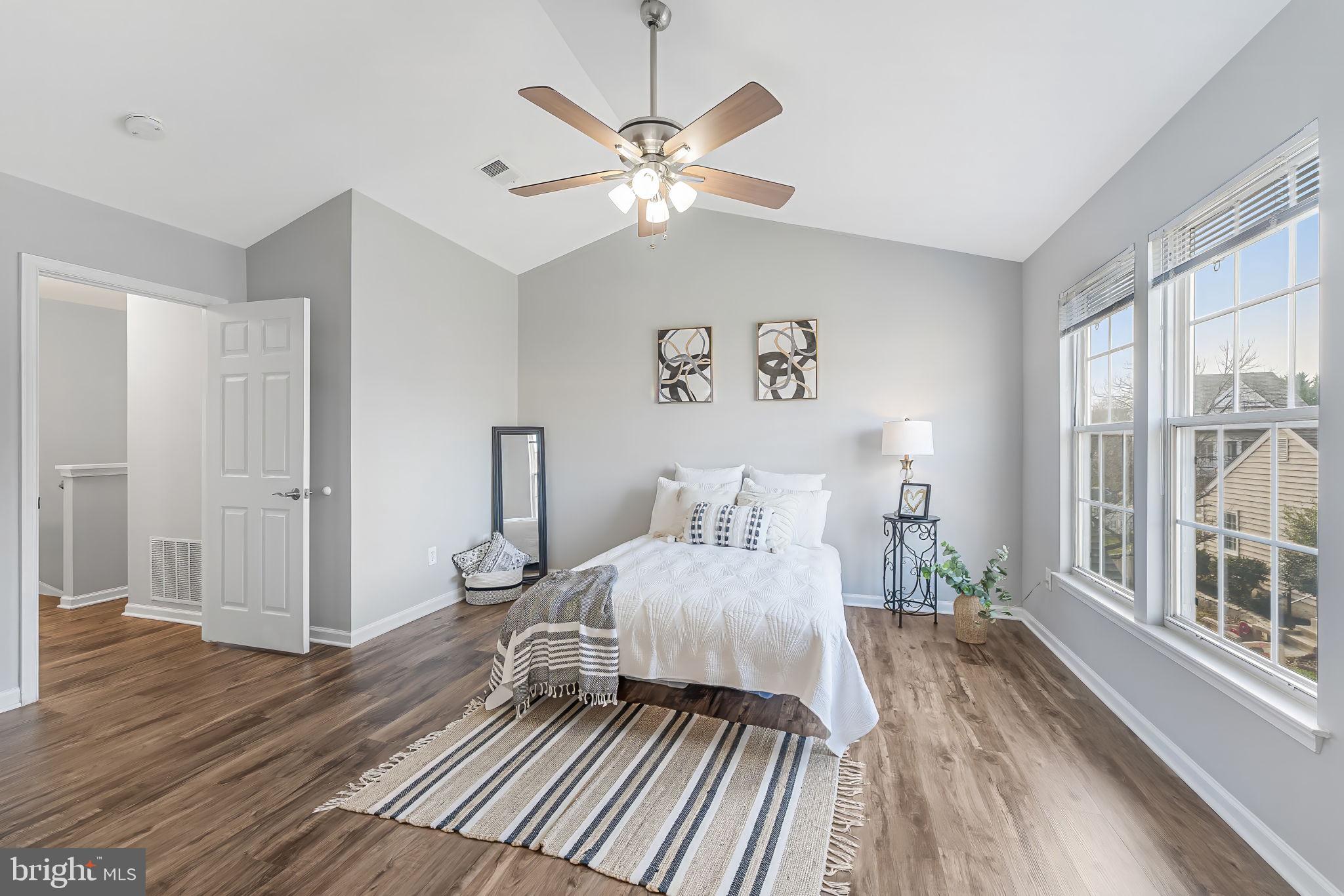 BELMONT GREENE - Residential