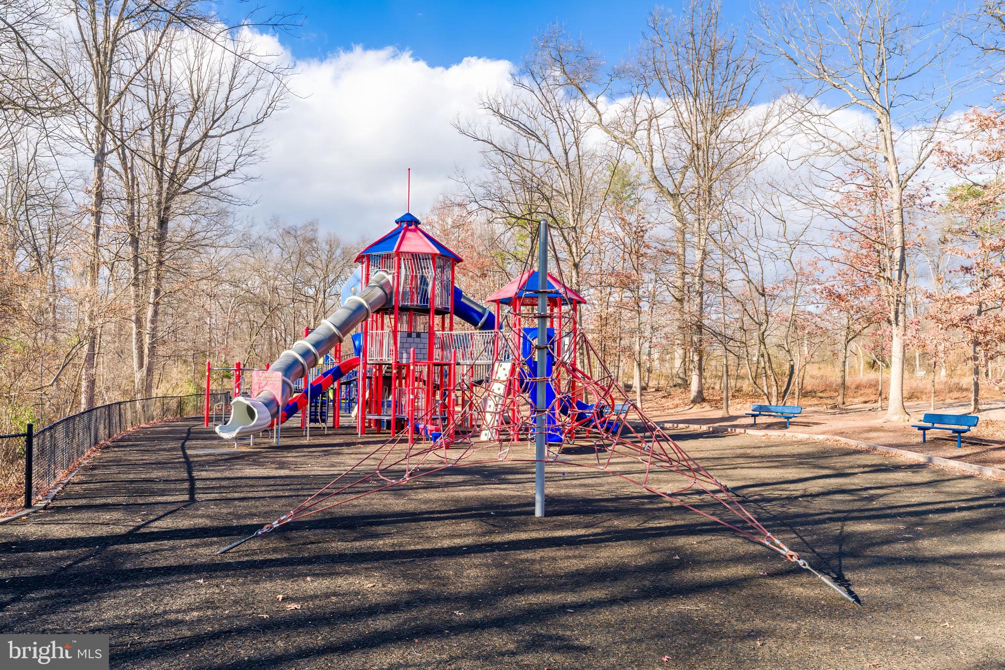 BELMONT GREENE - Residential