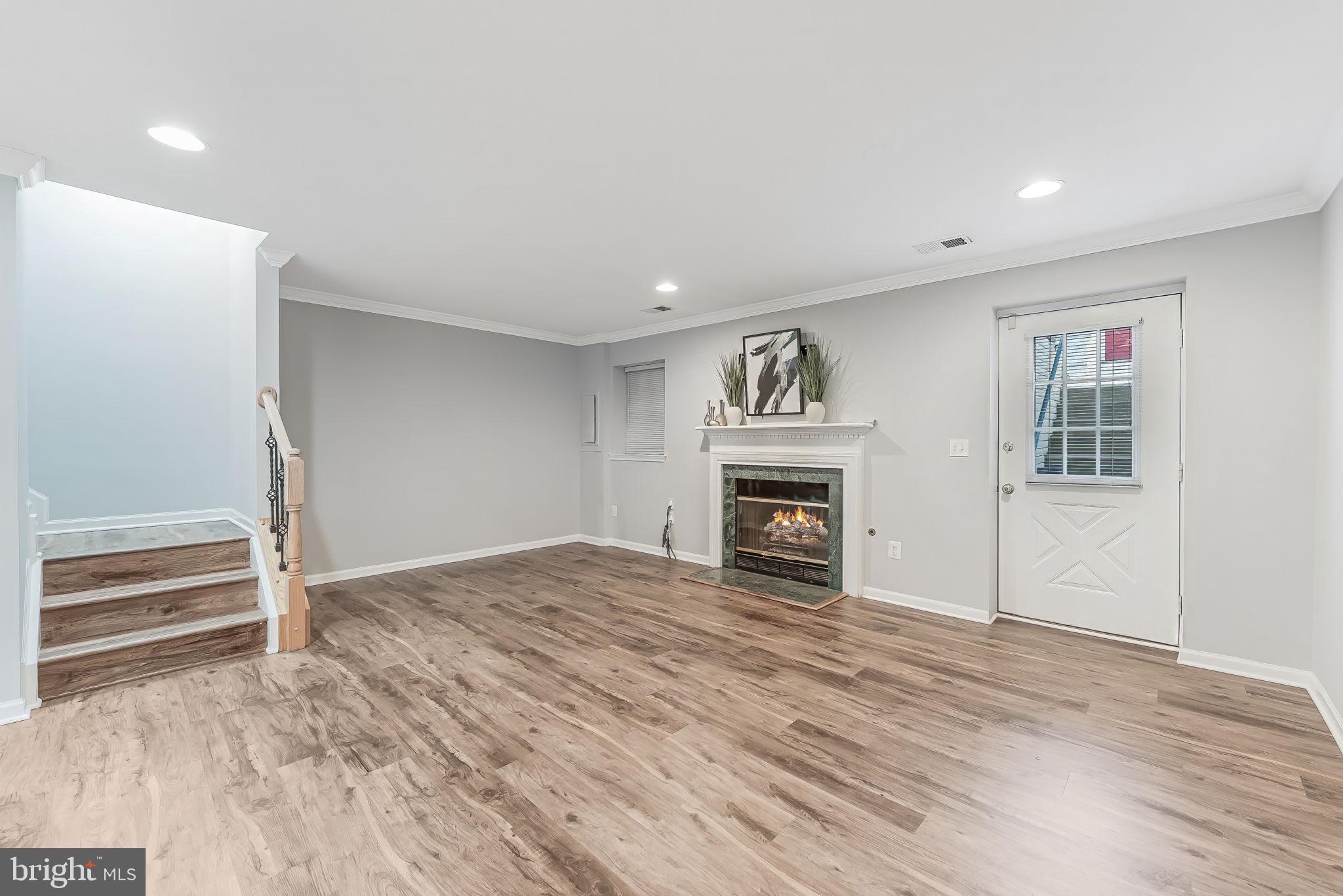 BELMONT GREENE - Residential