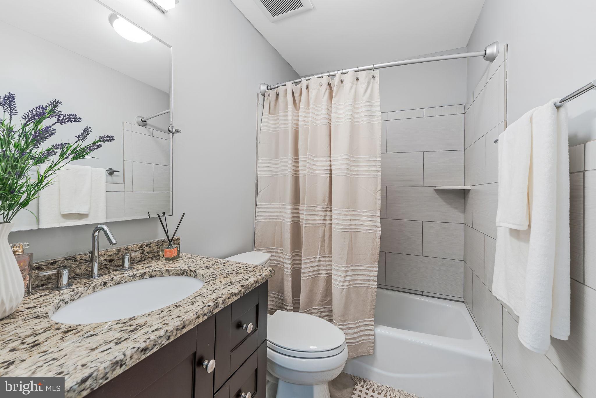 BELMONT GREENE - Residential