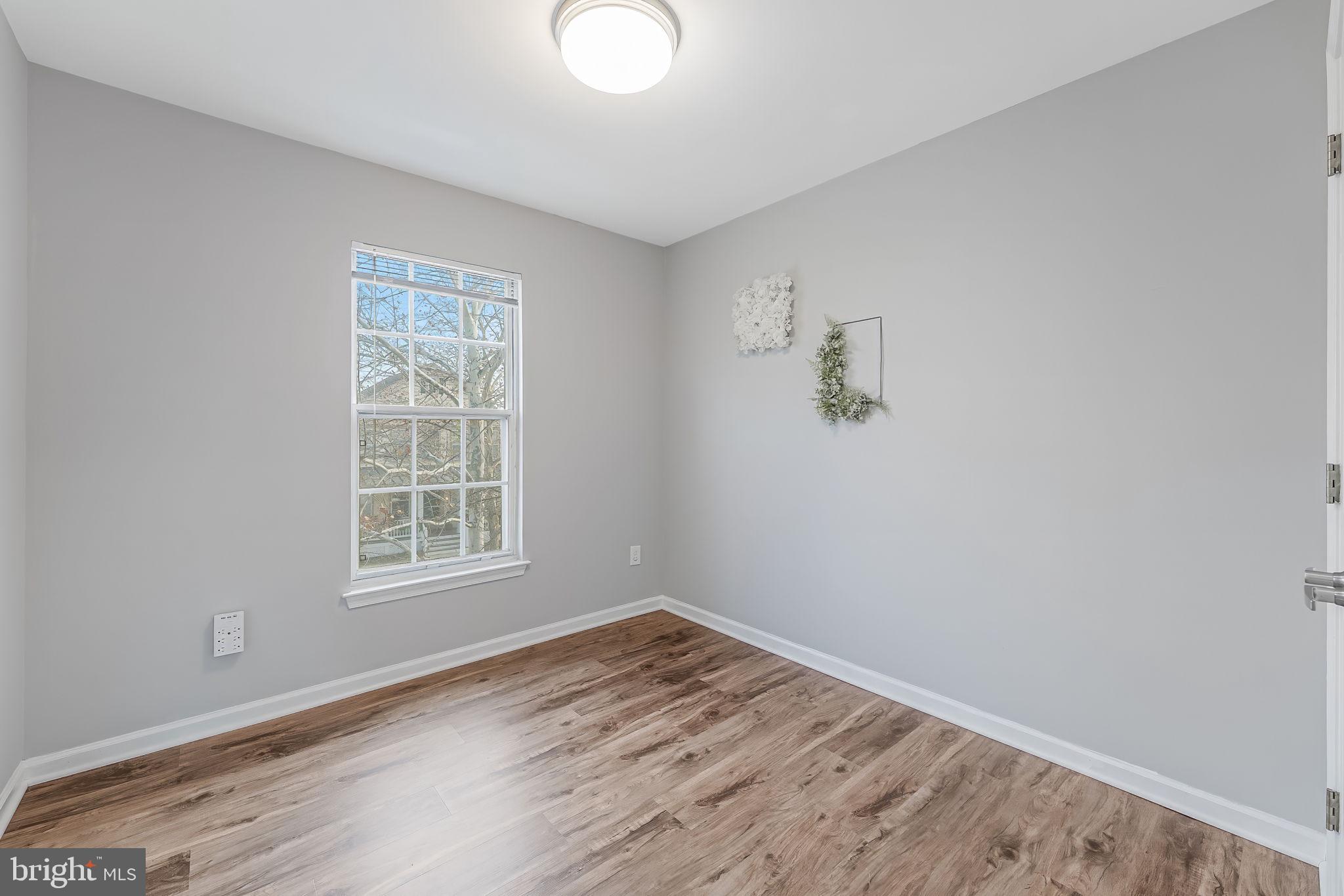 BELMONT GREENE - Residential