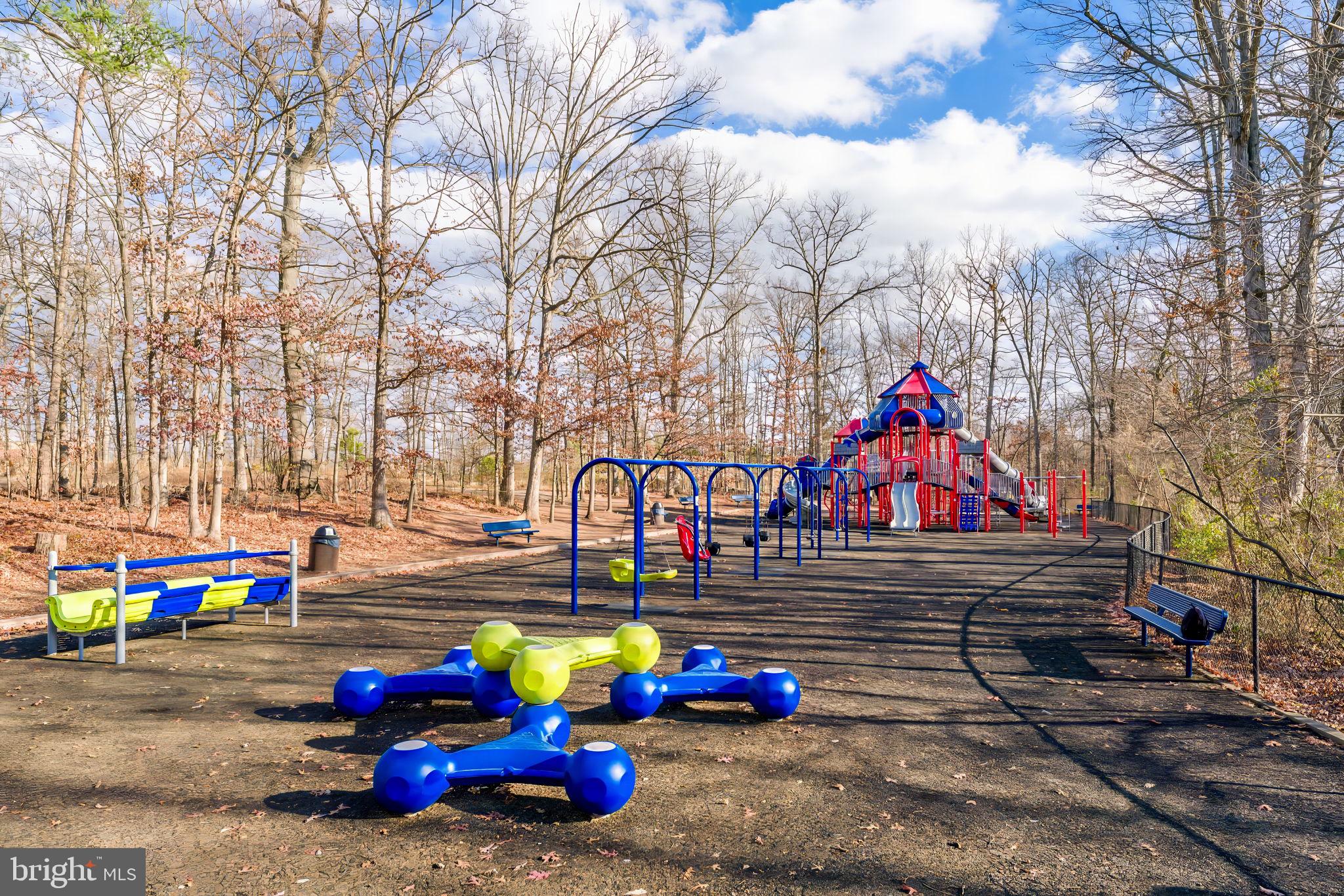 BELMONT GREENE - Residential