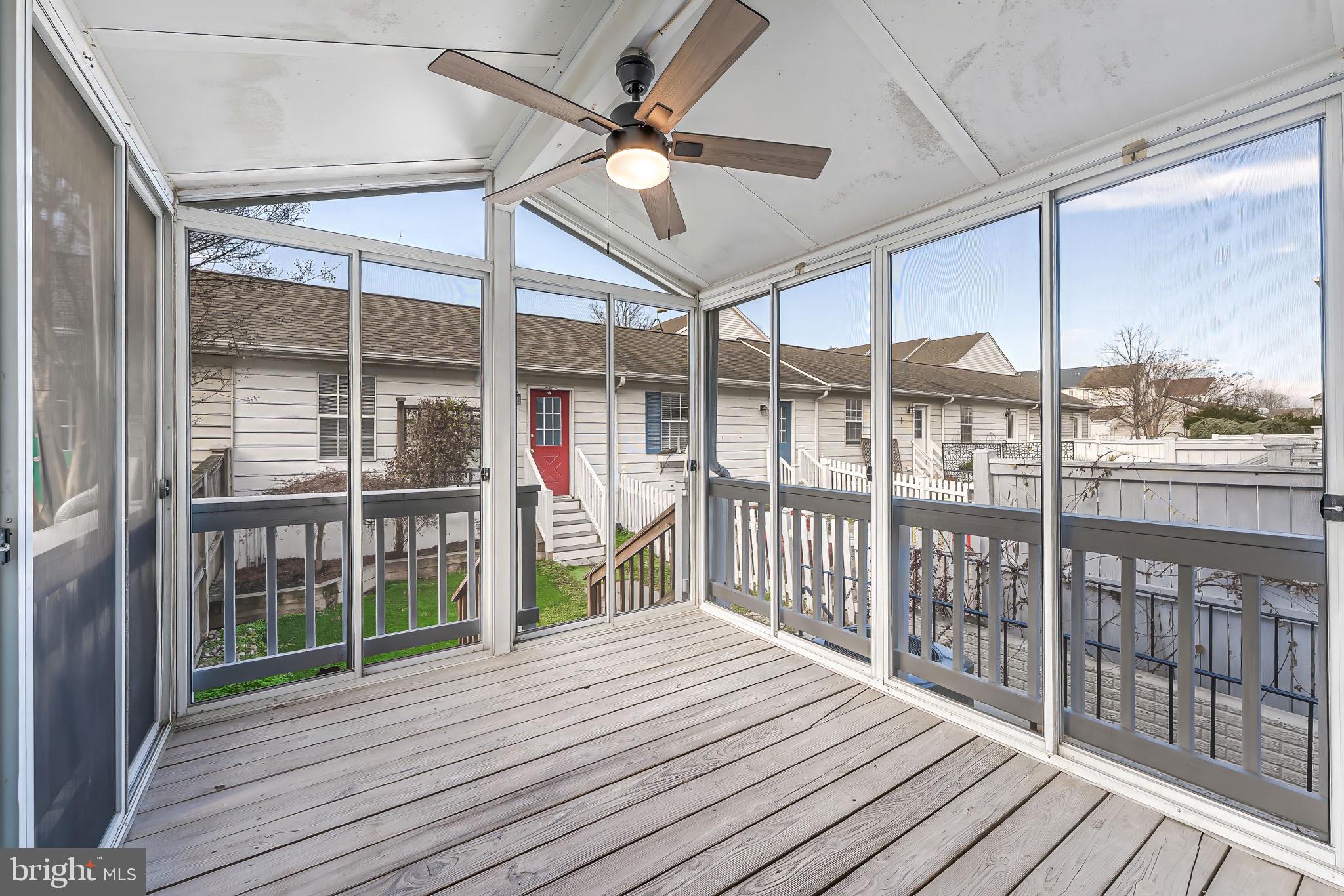 BELMONT GREENE - Residential