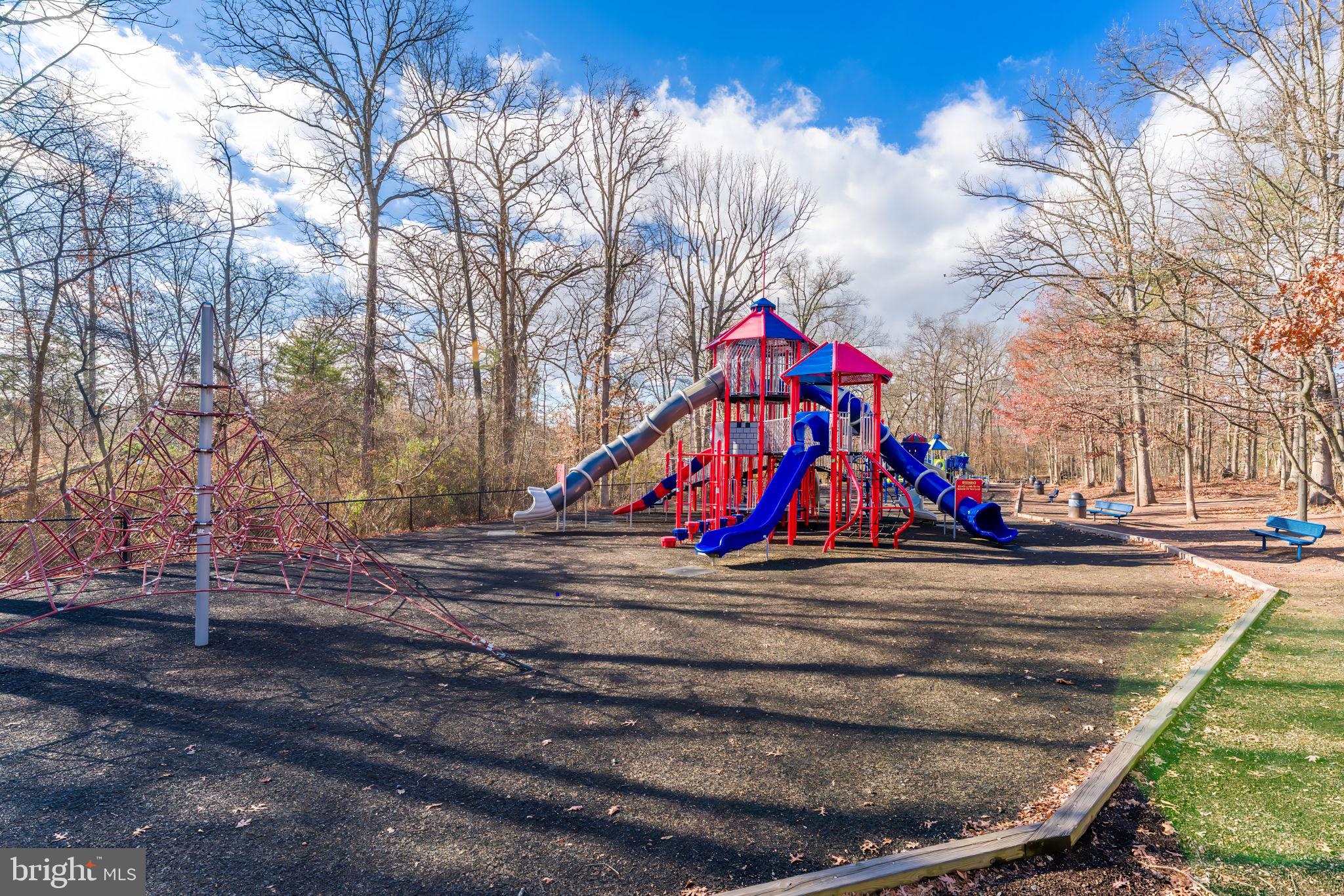 BELMONT GREENE - Residential