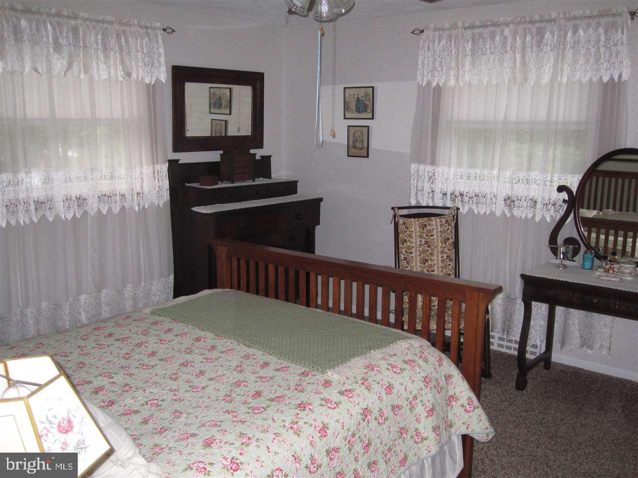 AMELYN GARDENS - Residential