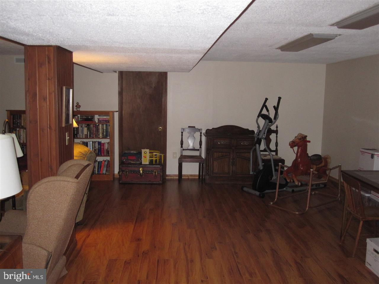 AMELYN GARDENS - Residential