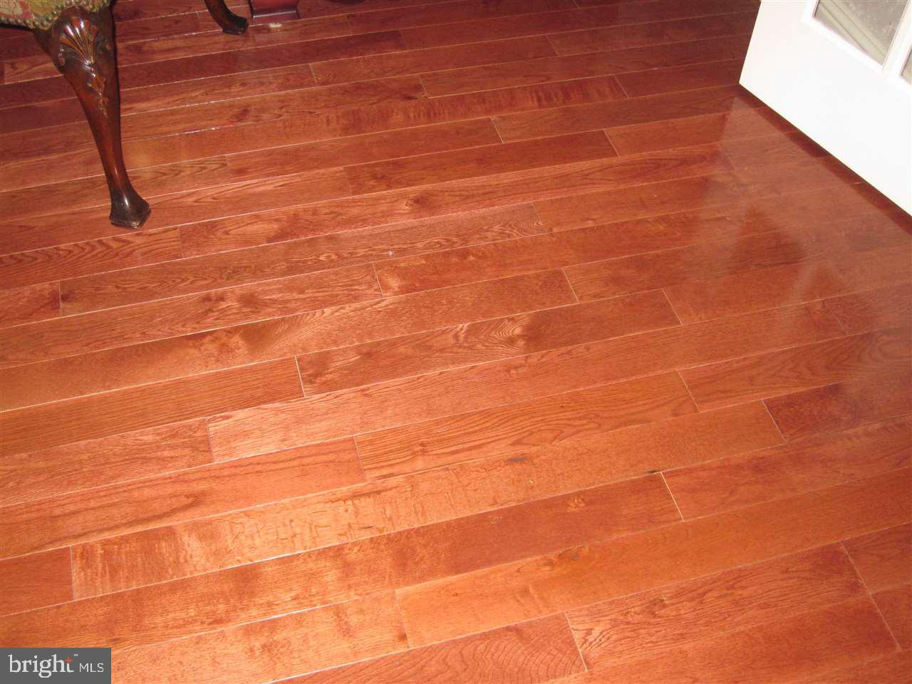 AMELYN GARDENS - Residential