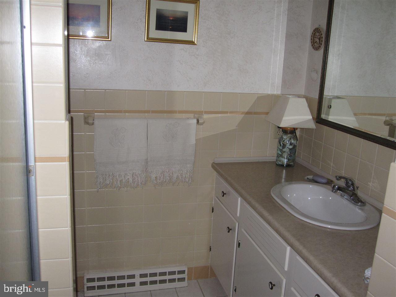 AMELYN GARDENS - Residential