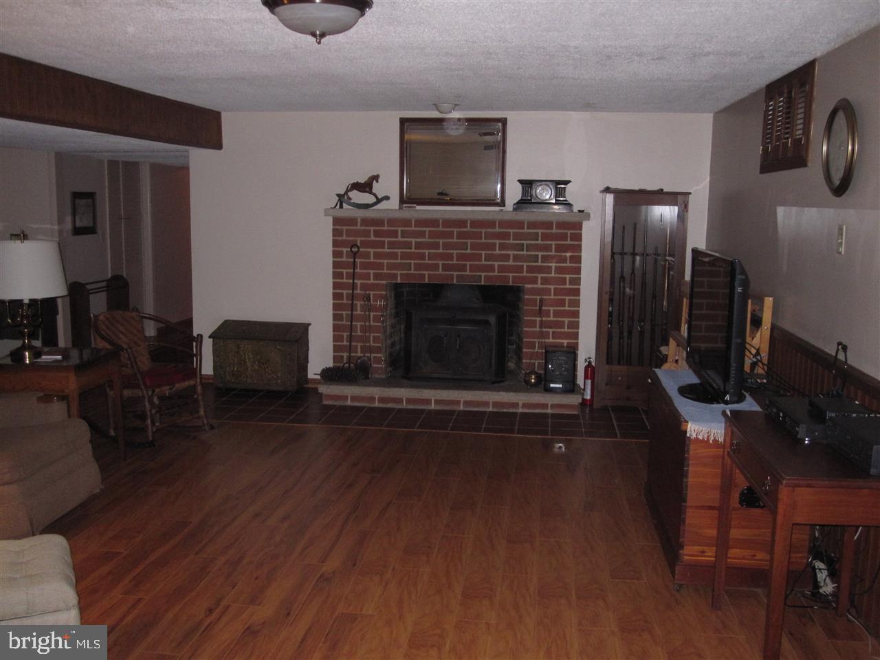 AMELYN GARDENS - Residential