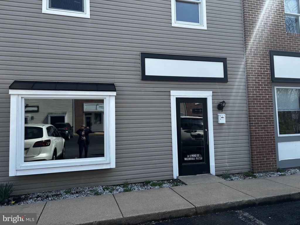 Photo of 32 S Prince Street, MILLERSVILLE, PA 17551 (MLS # PALA2082180)