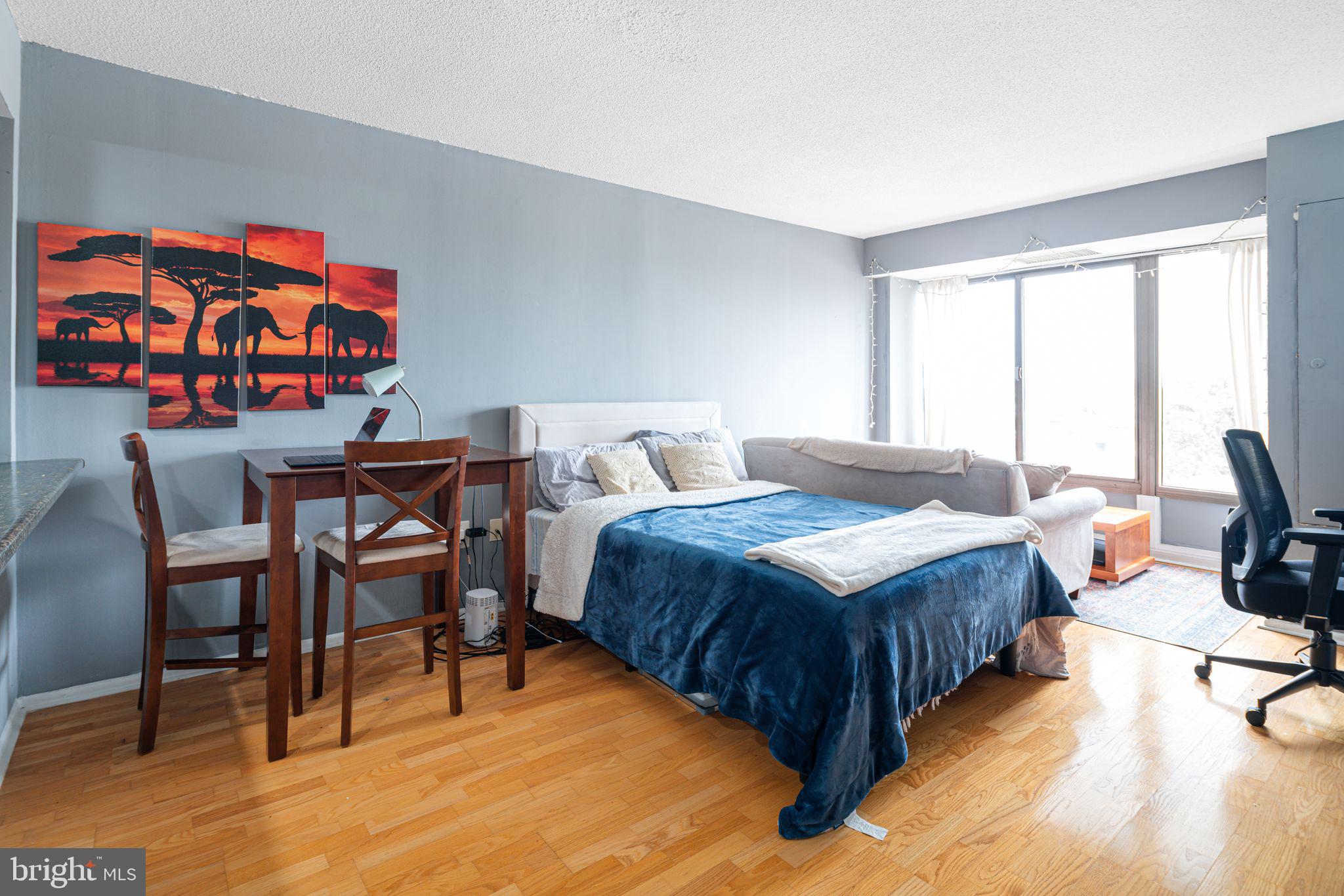 FAIRMOUNT - Residential