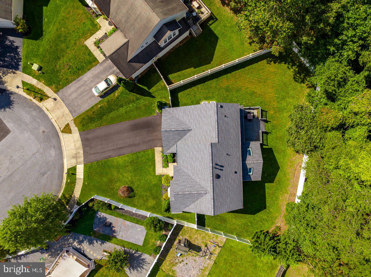 SHAMROCK MANOR - Residential