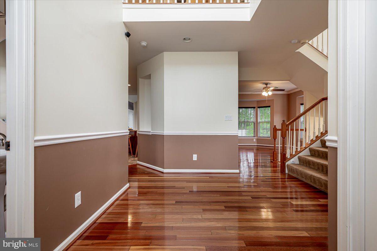 SHAMROCK MANOR - Residential