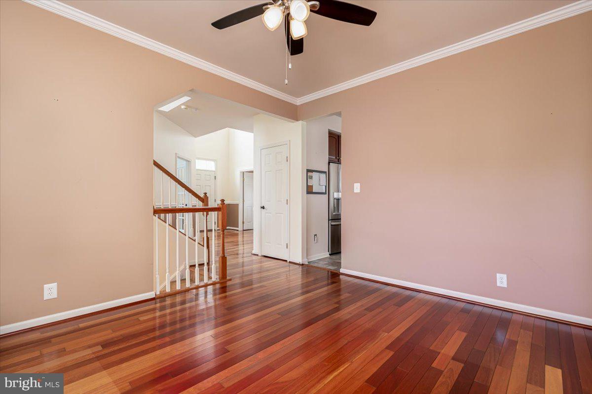 SHAMROCK MANOR - Residential