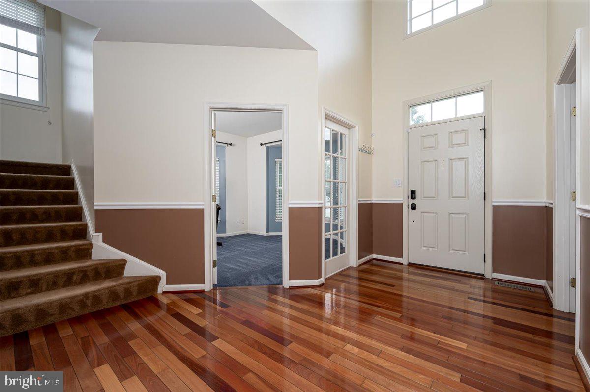 SHAMROCK MANOR - Residential