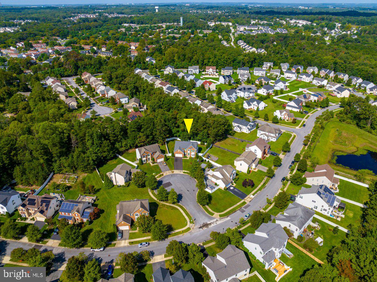 SHAMROCK MANOR - Residential