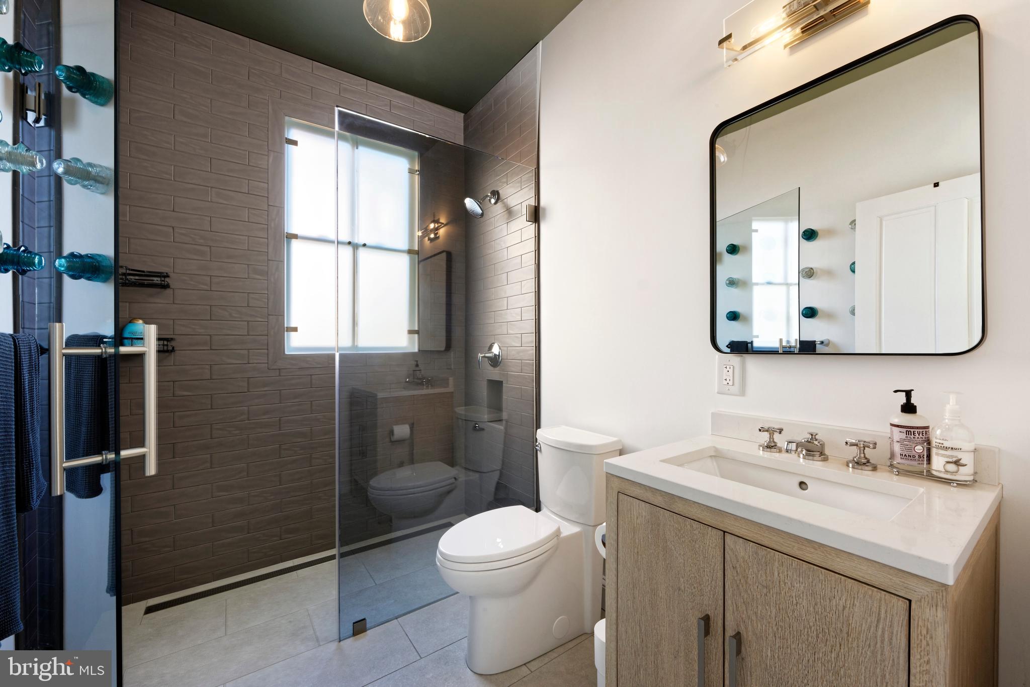 OLD TOWN ALEXANDRIA - Residential