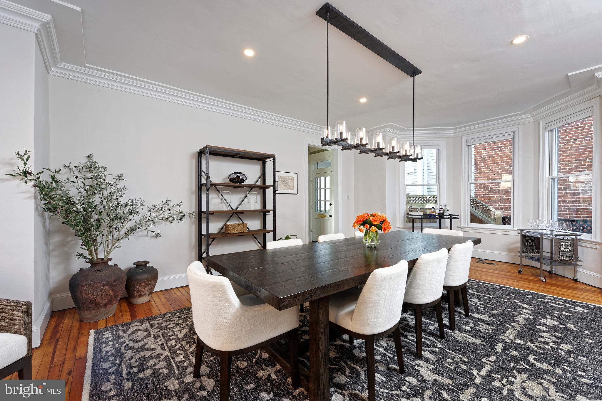 OLD TOWN ALEXANDRIA - Residential