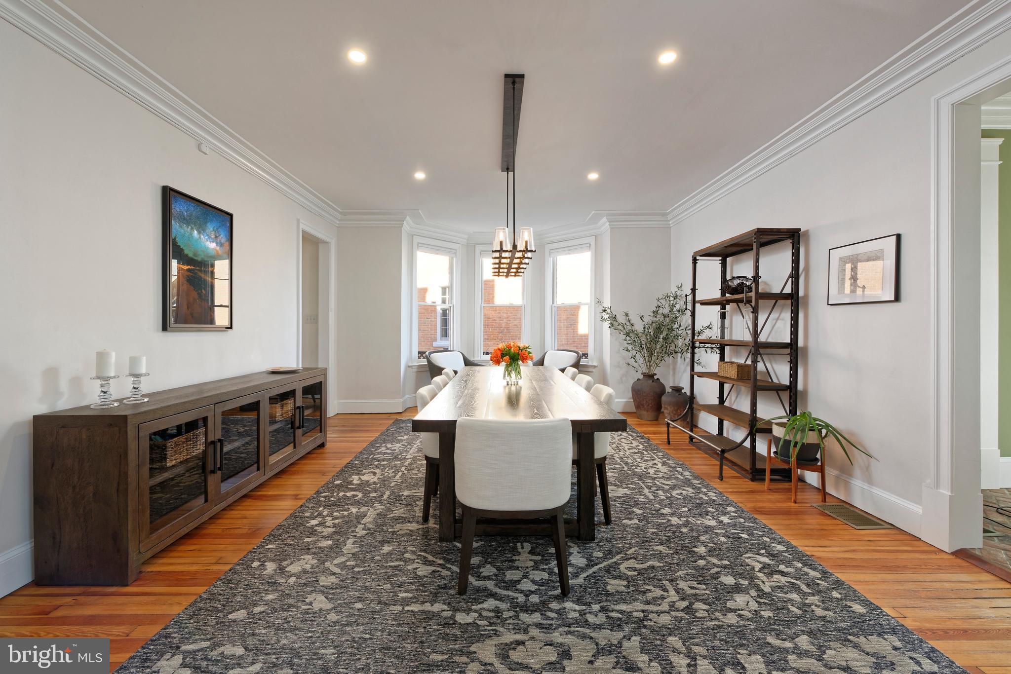 OLD TOWN ALEXANDRIA - Residential