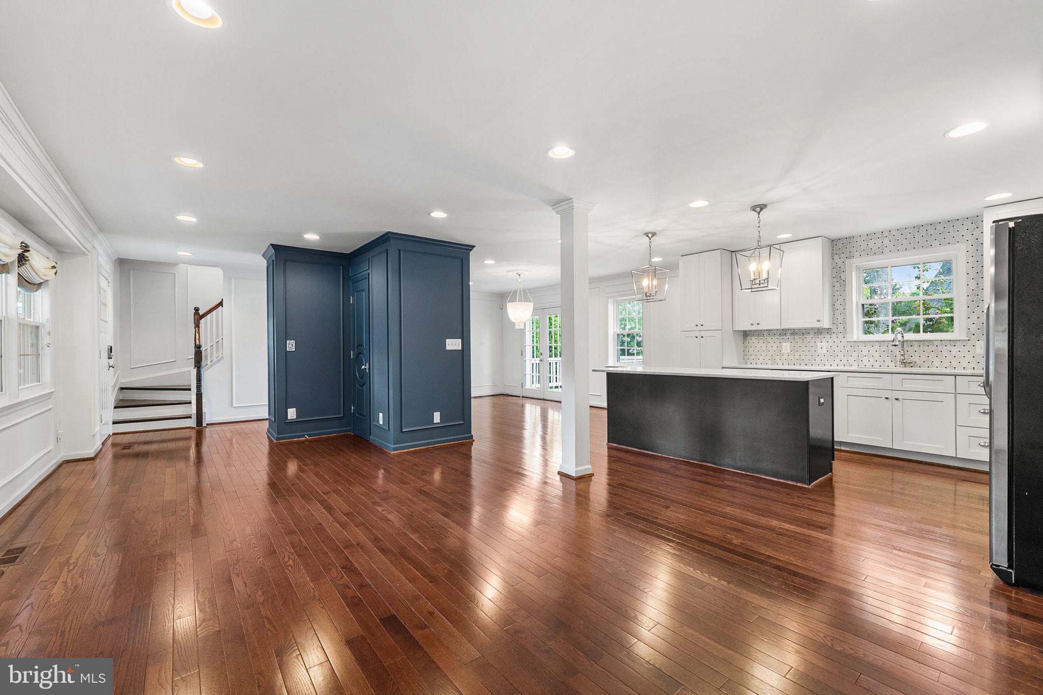 11 N FRENCH STREET