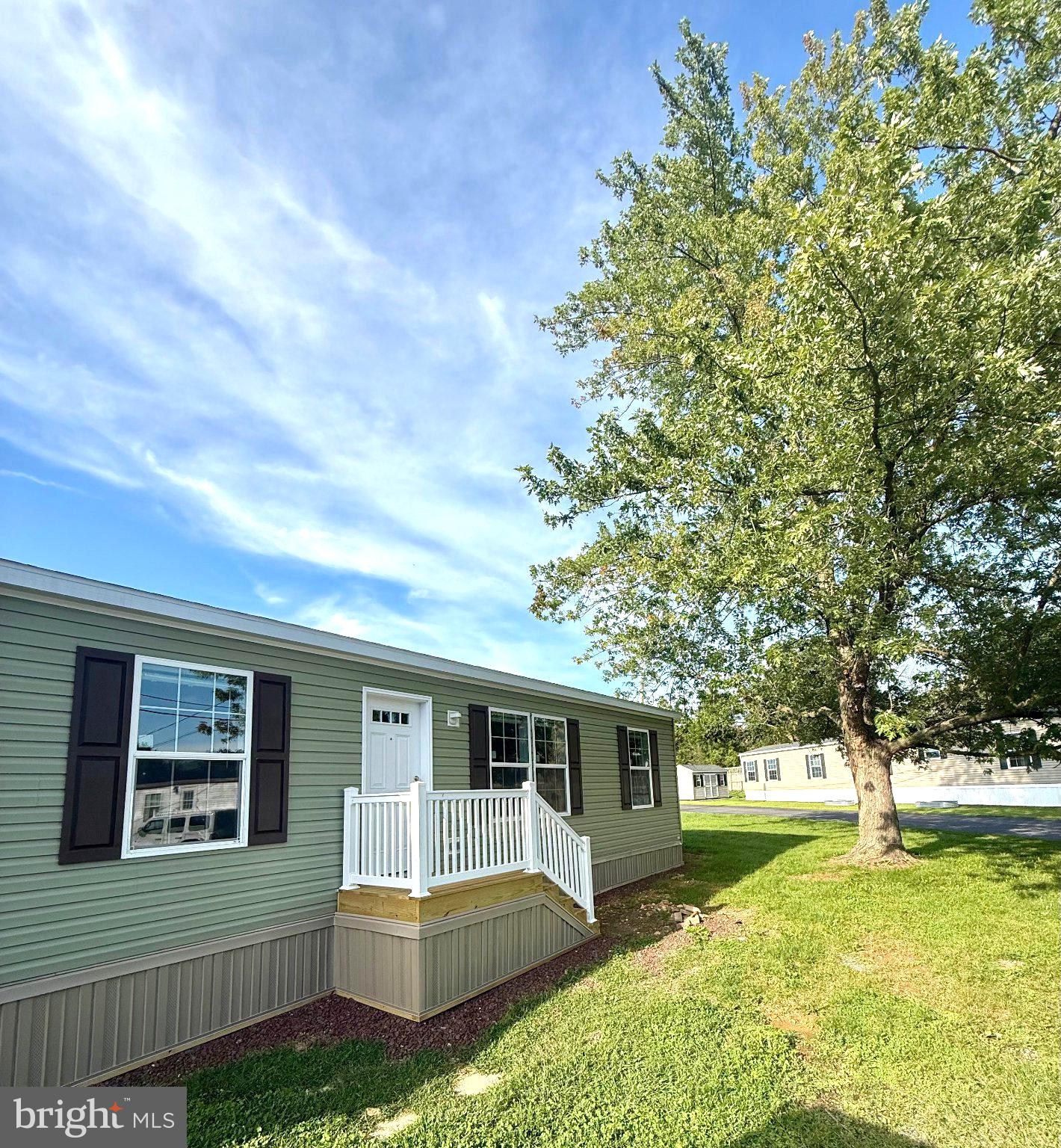 323 DON DRIVE