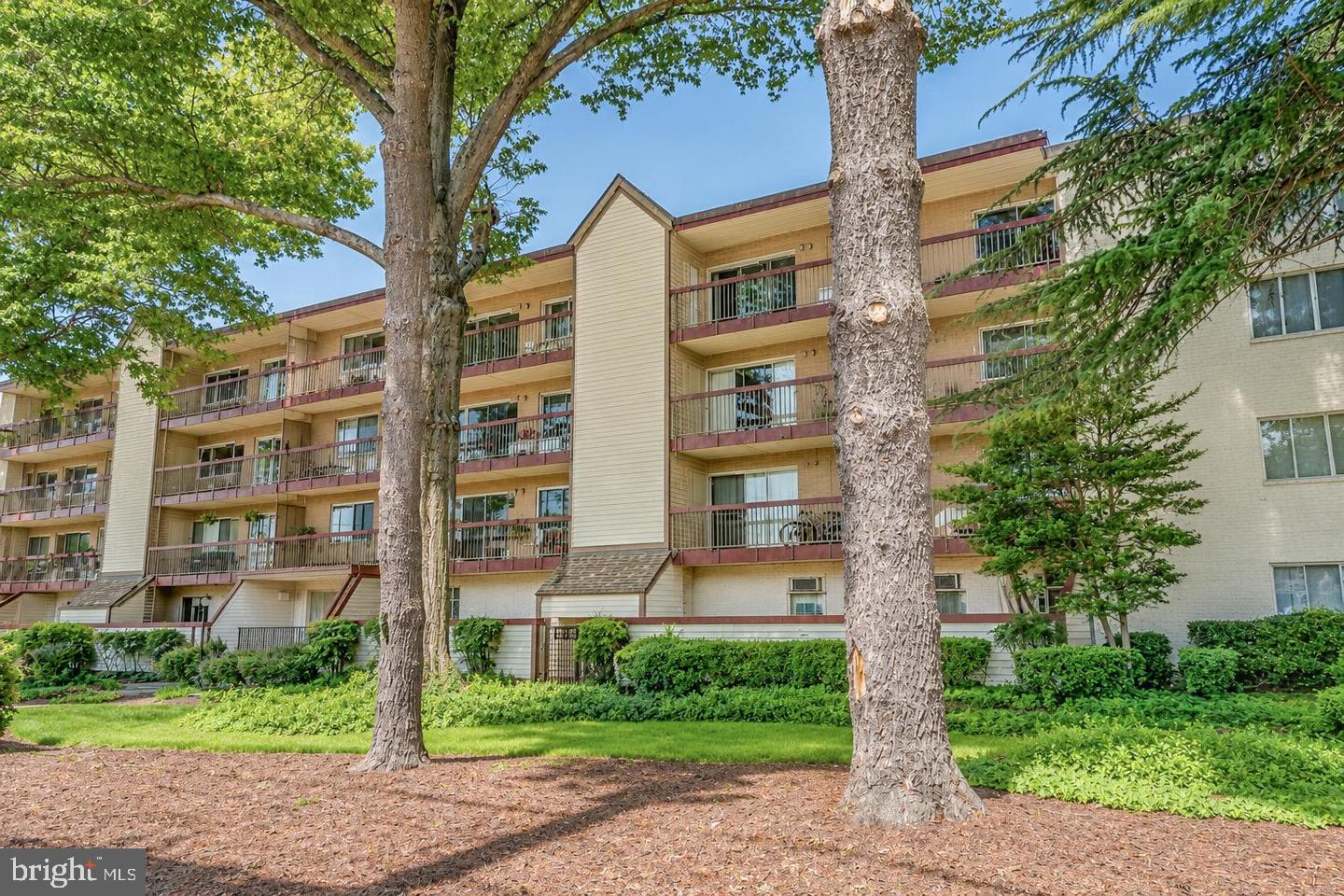 10320 WESTLAKE DRIVE E301