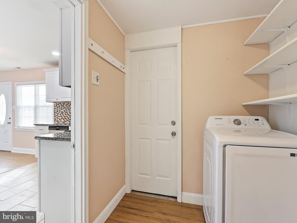 OAKTREE HOLLOW - Residential