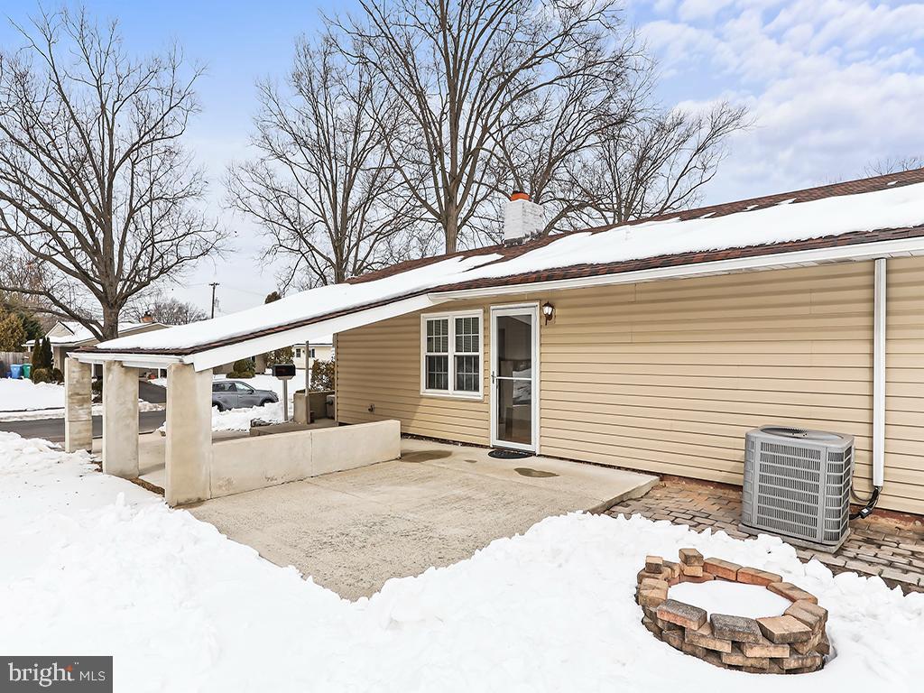 OAKTREE HOLLOW - Residential