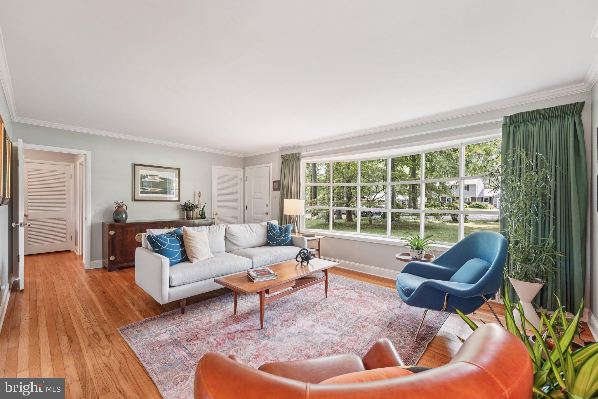 32 WOODLAND CIRCLE