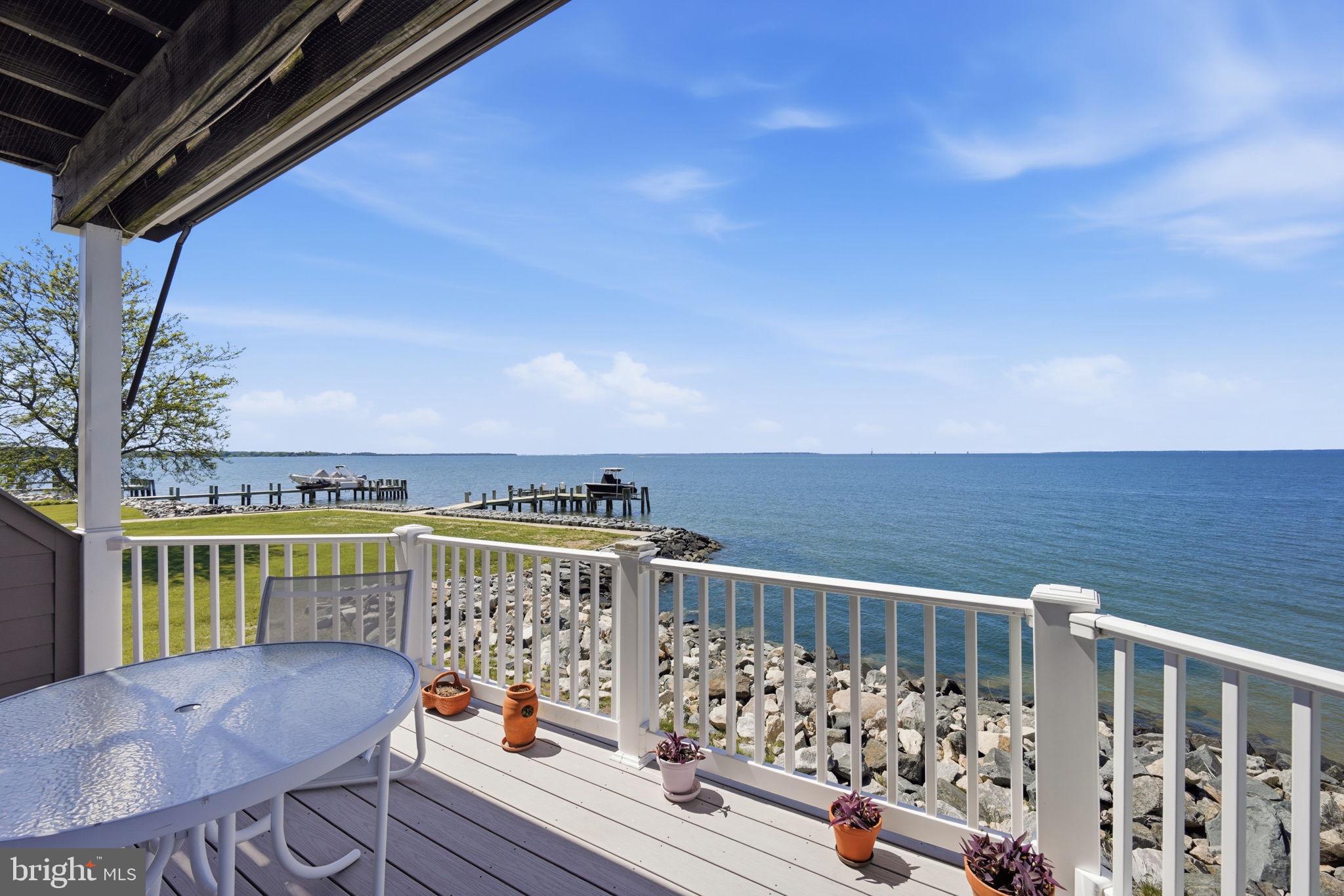 TILGHMAN'S LANDING - Residential