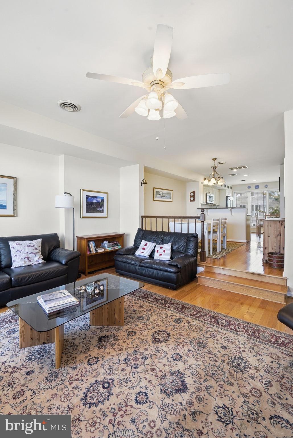 TILGHMAN'S LANDING - Residential