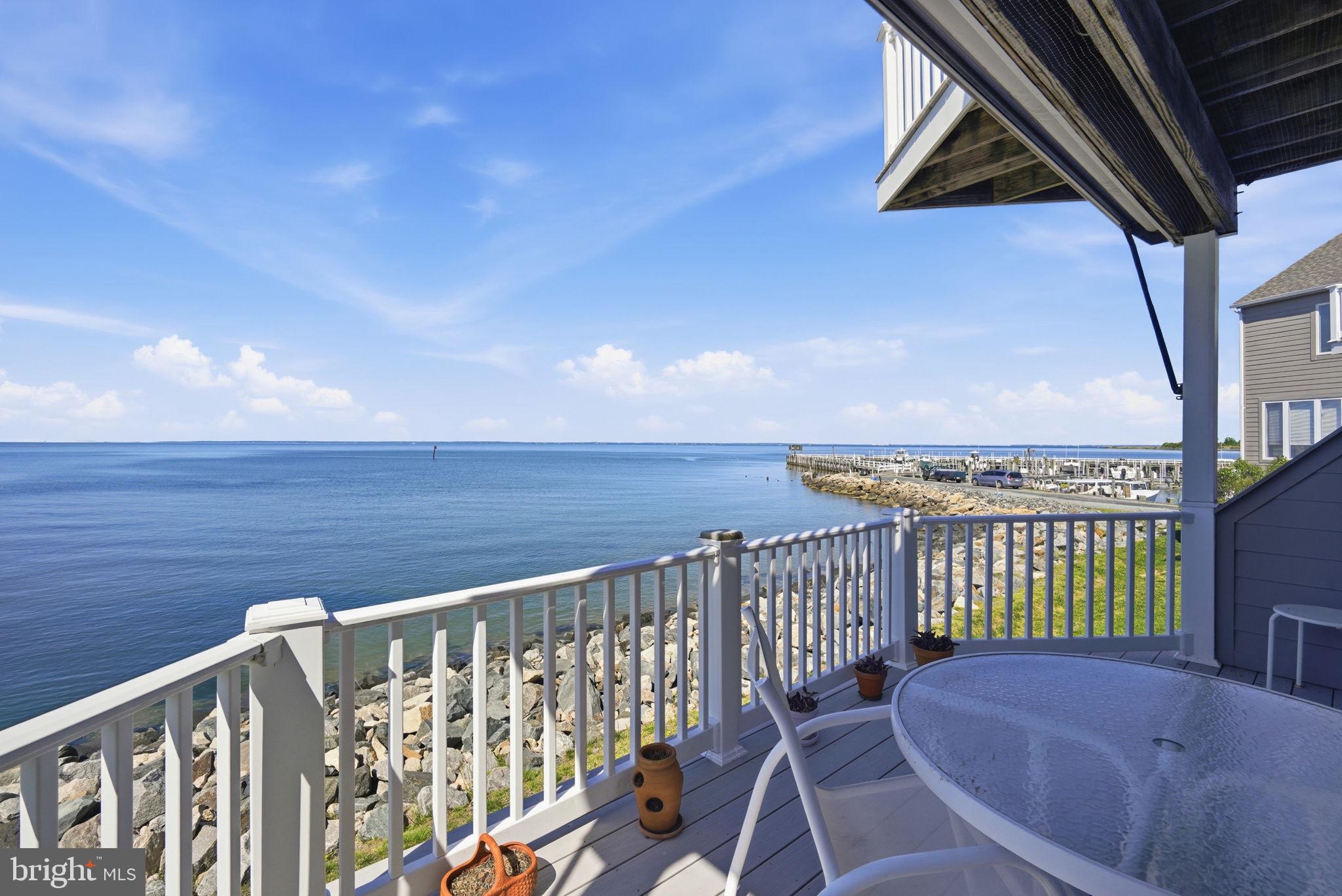 TILGHMAN'S LANDING - Residential