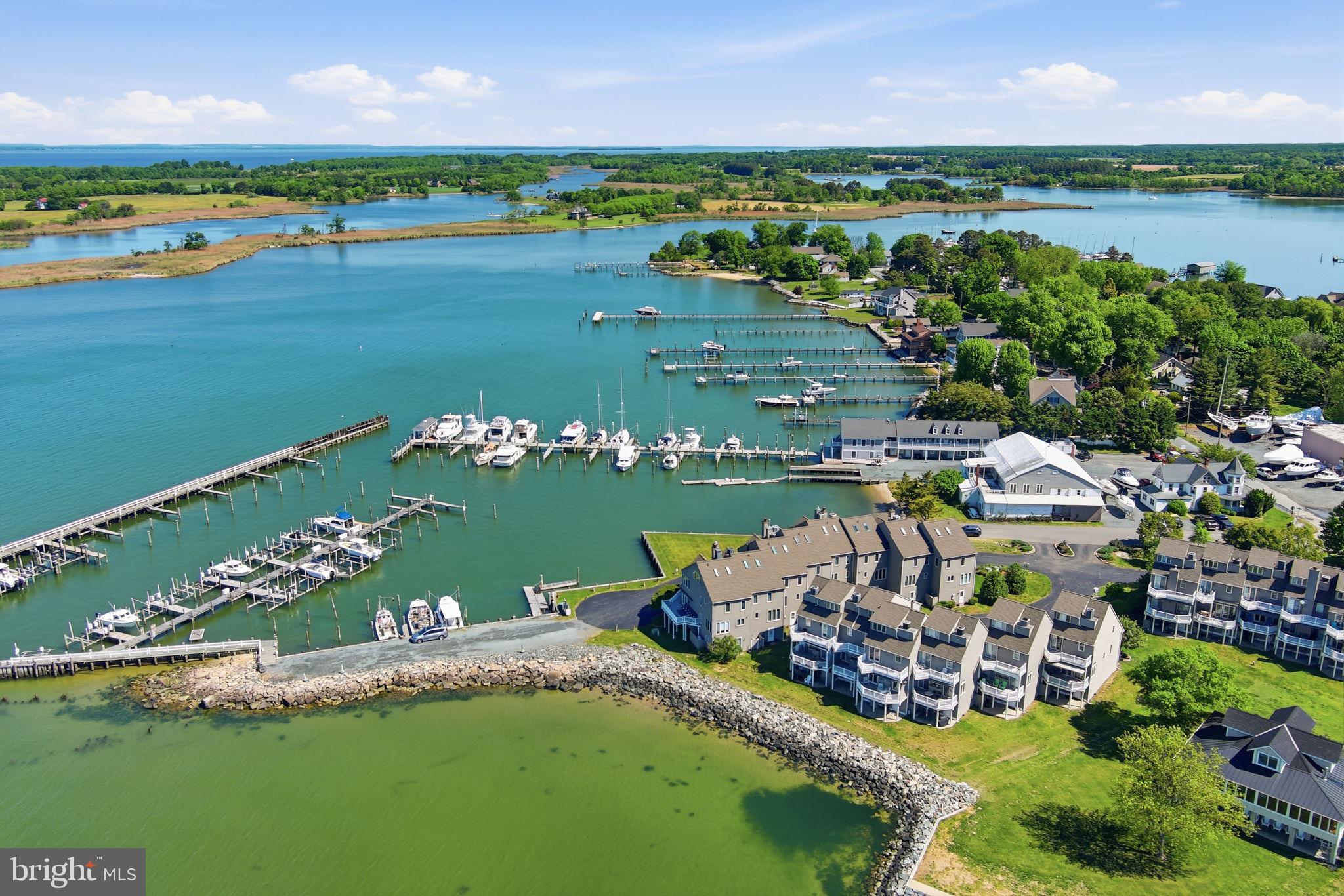 TILGHMAN'S LANDING - Residential