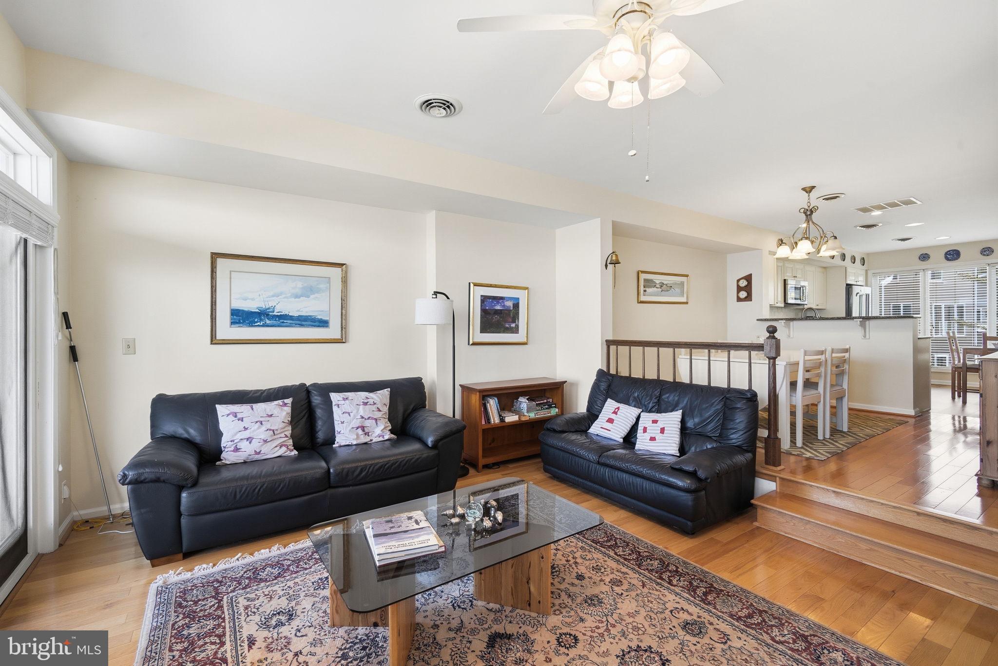 TILGHMAN'S LANDING - Residential