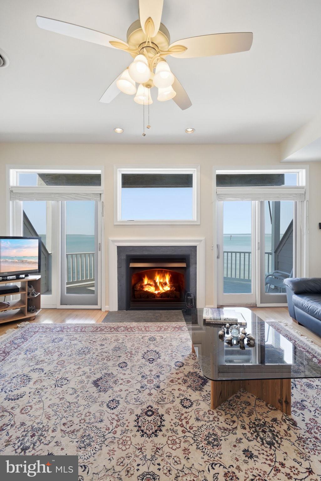 TILGHMAN'S LANDING - Residential