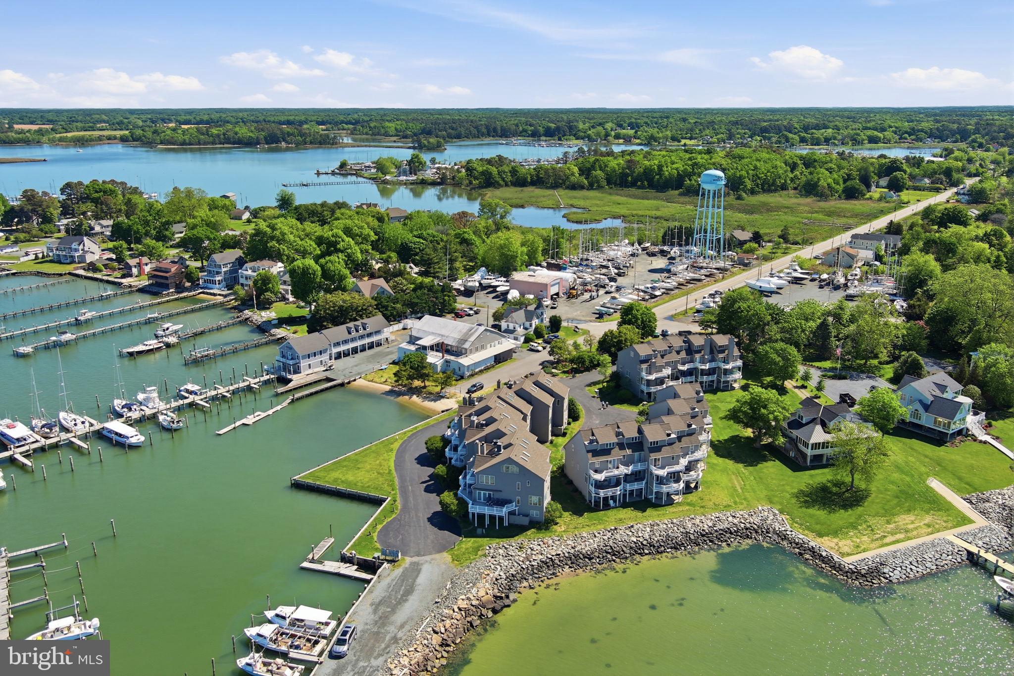 TILGHMAN'S LANDING - Residential