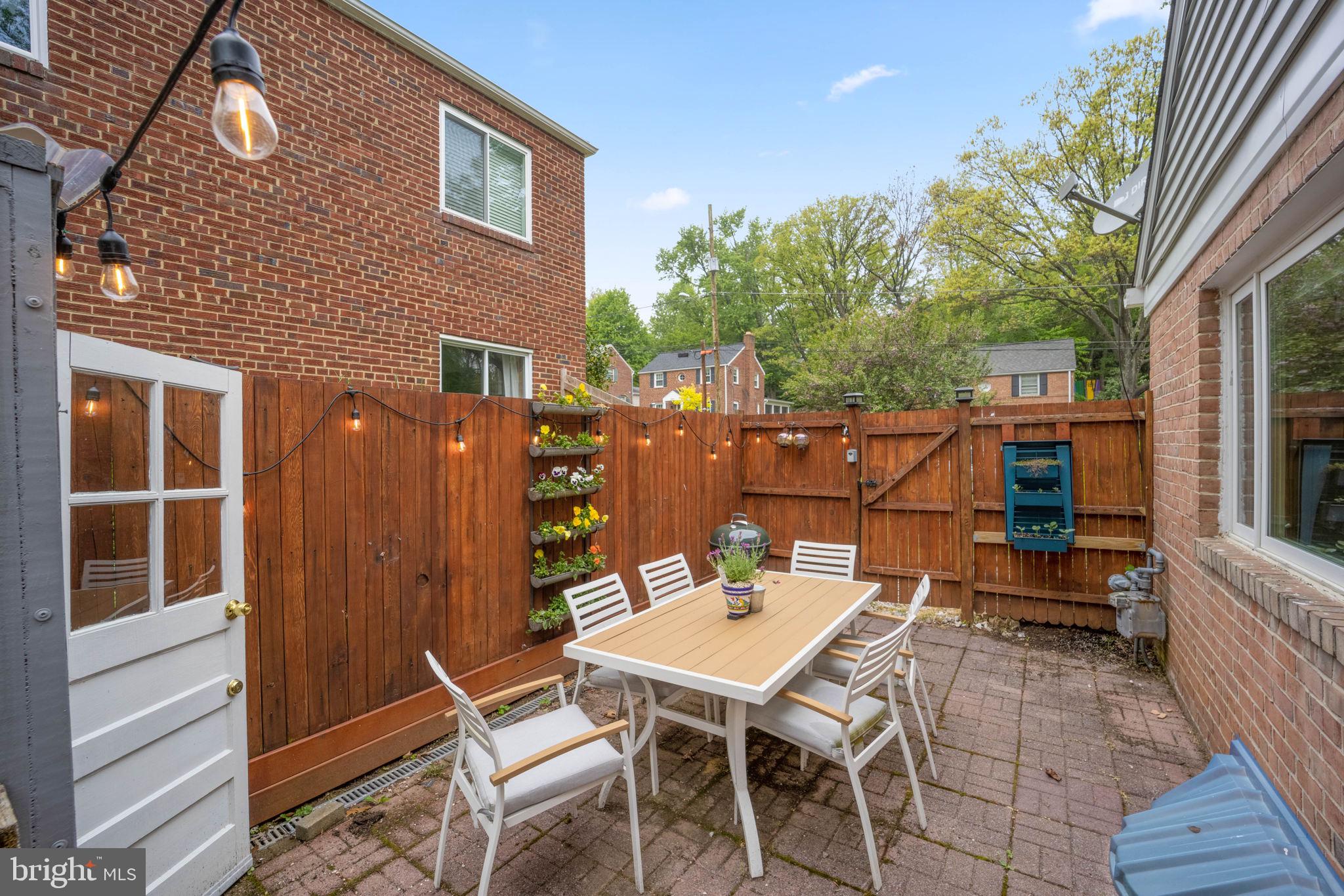 WOODMOOR - Residential