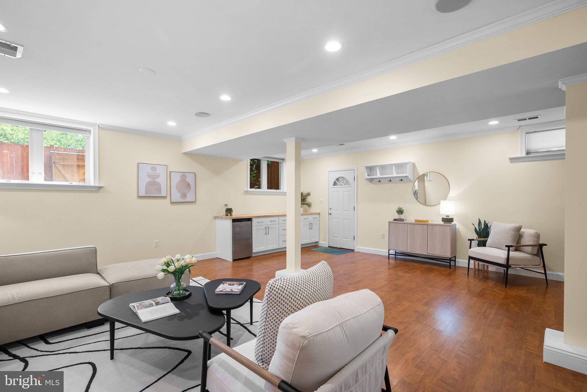 WOODMOOR - Residential