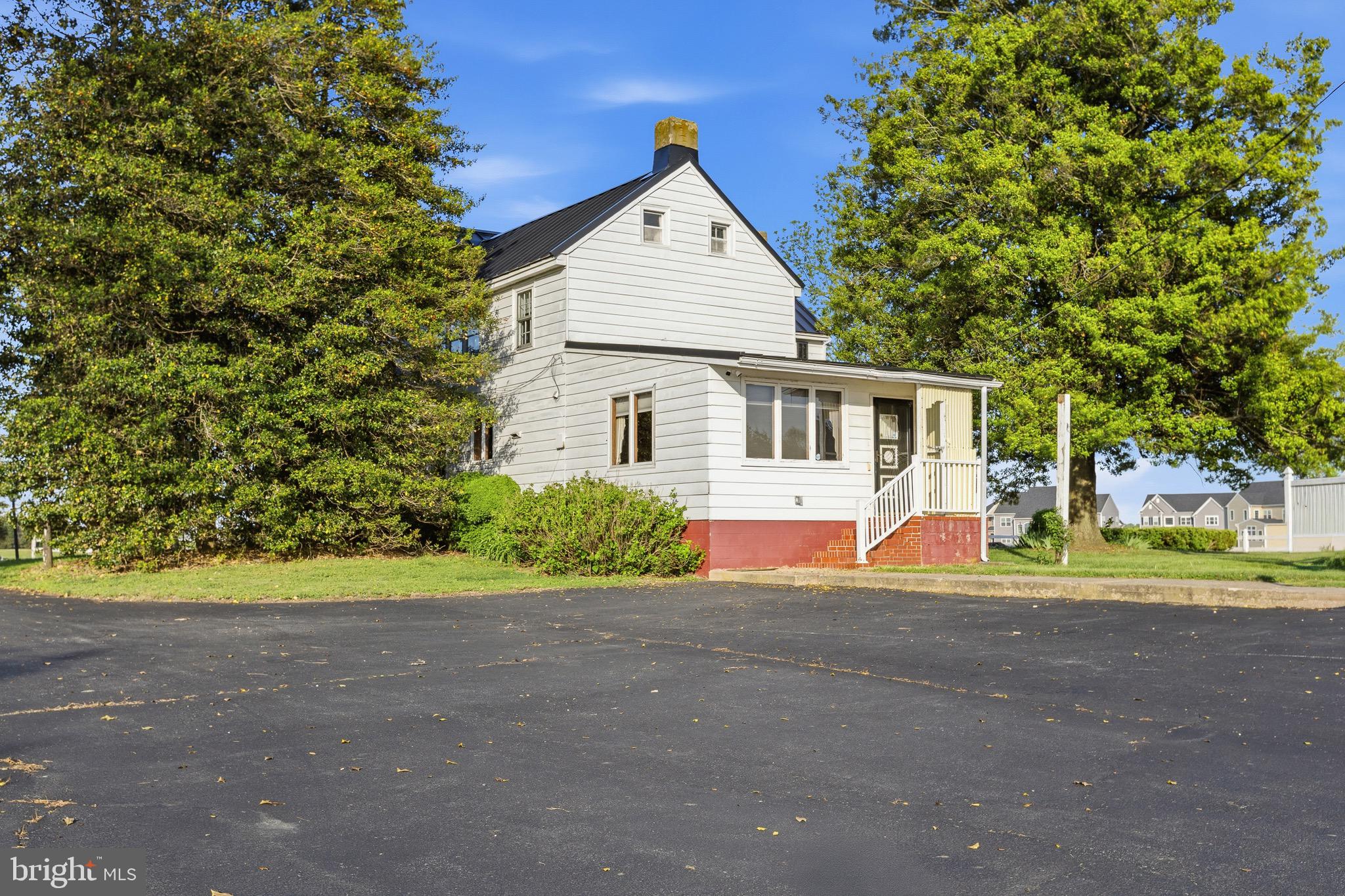 ESTATES AT ST ANNE - Residential