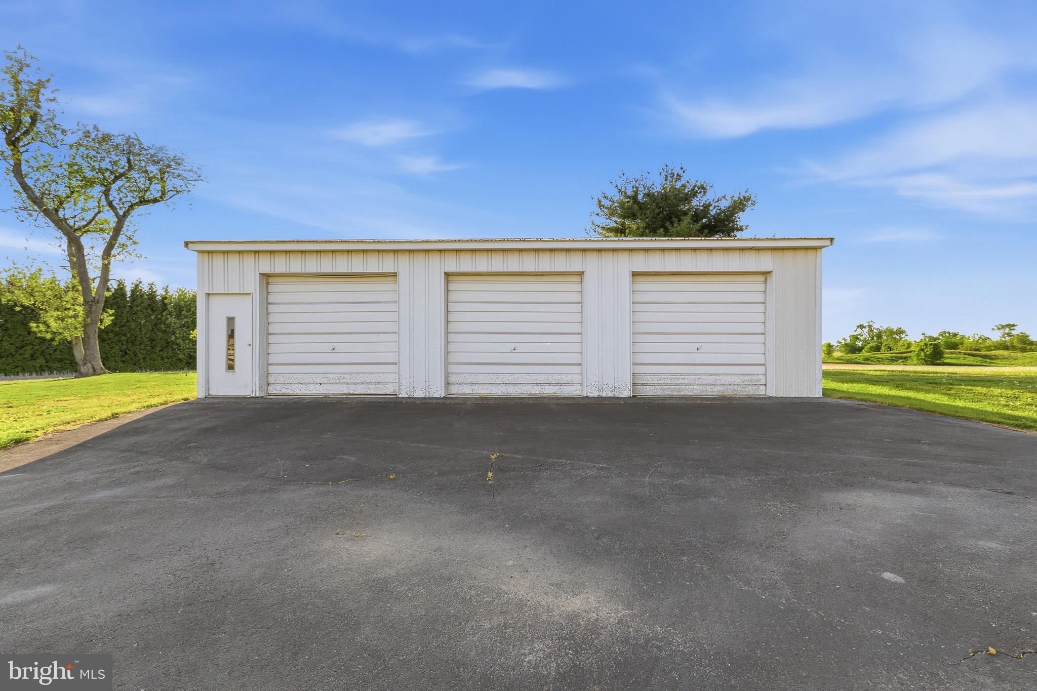 ESTATES AT ST ANNE - Residential