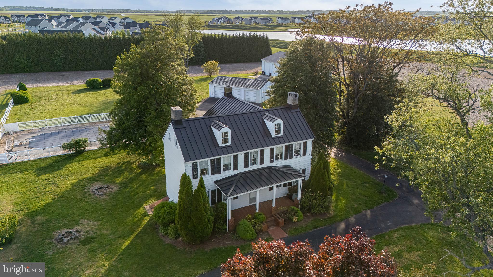 ESTATES AT ST ANNE - Residential