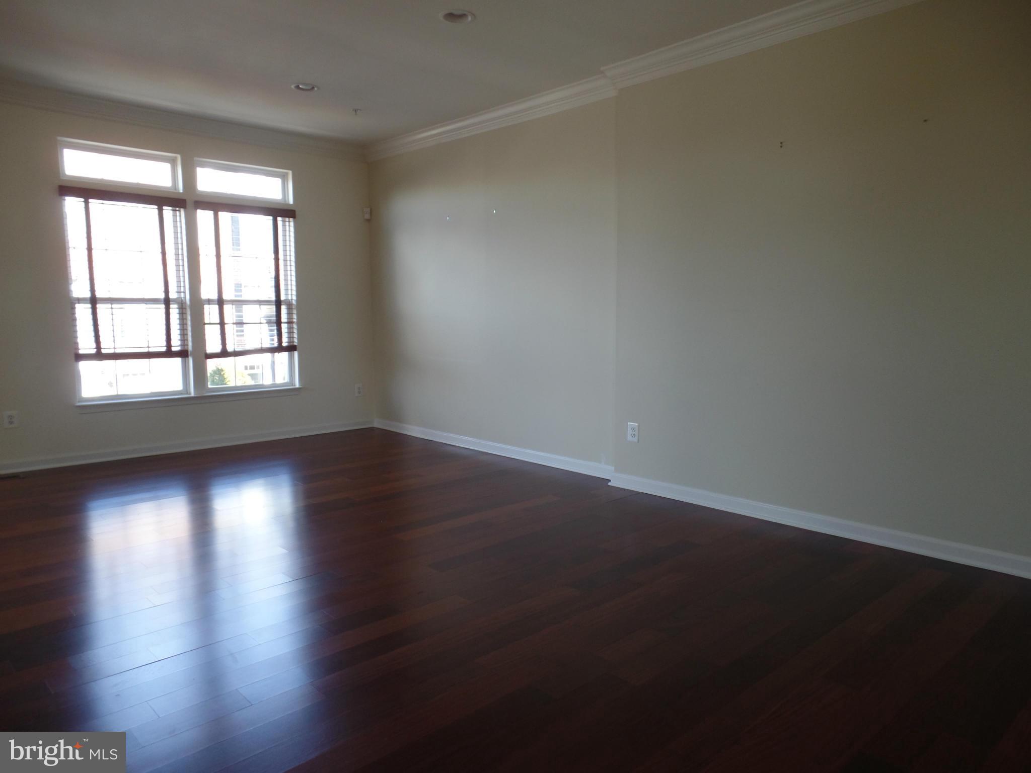 OLD TOWN GREENS - Residential Lease