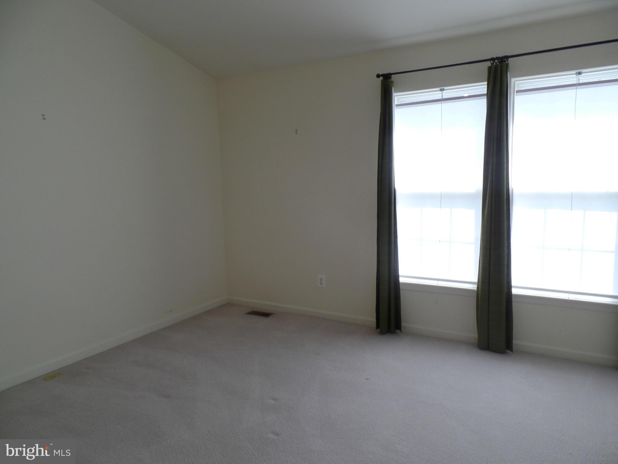 OLD TOWN GREENS - Residential Lease