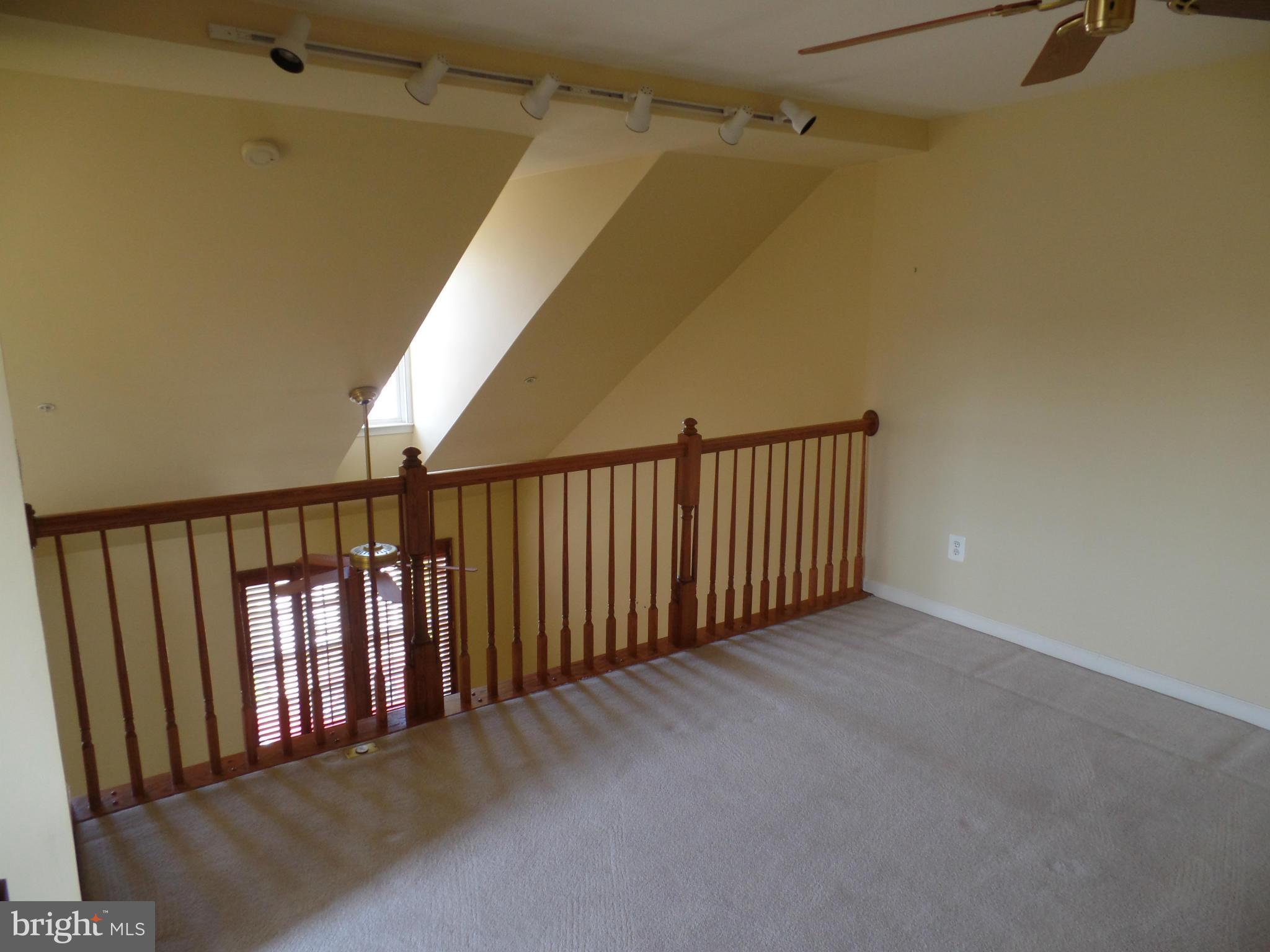 OLD TOWN GREENS - Residential Lease