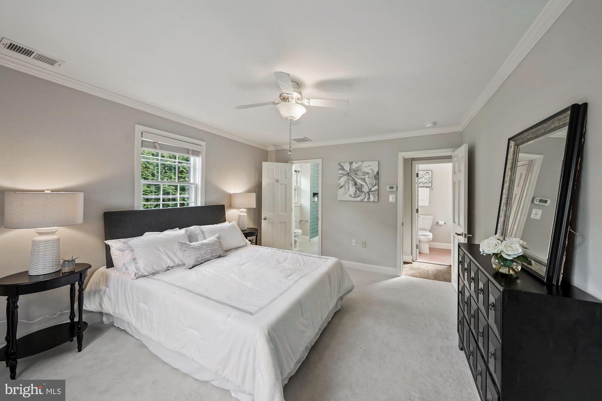 LEE HEIGHTS - Residential