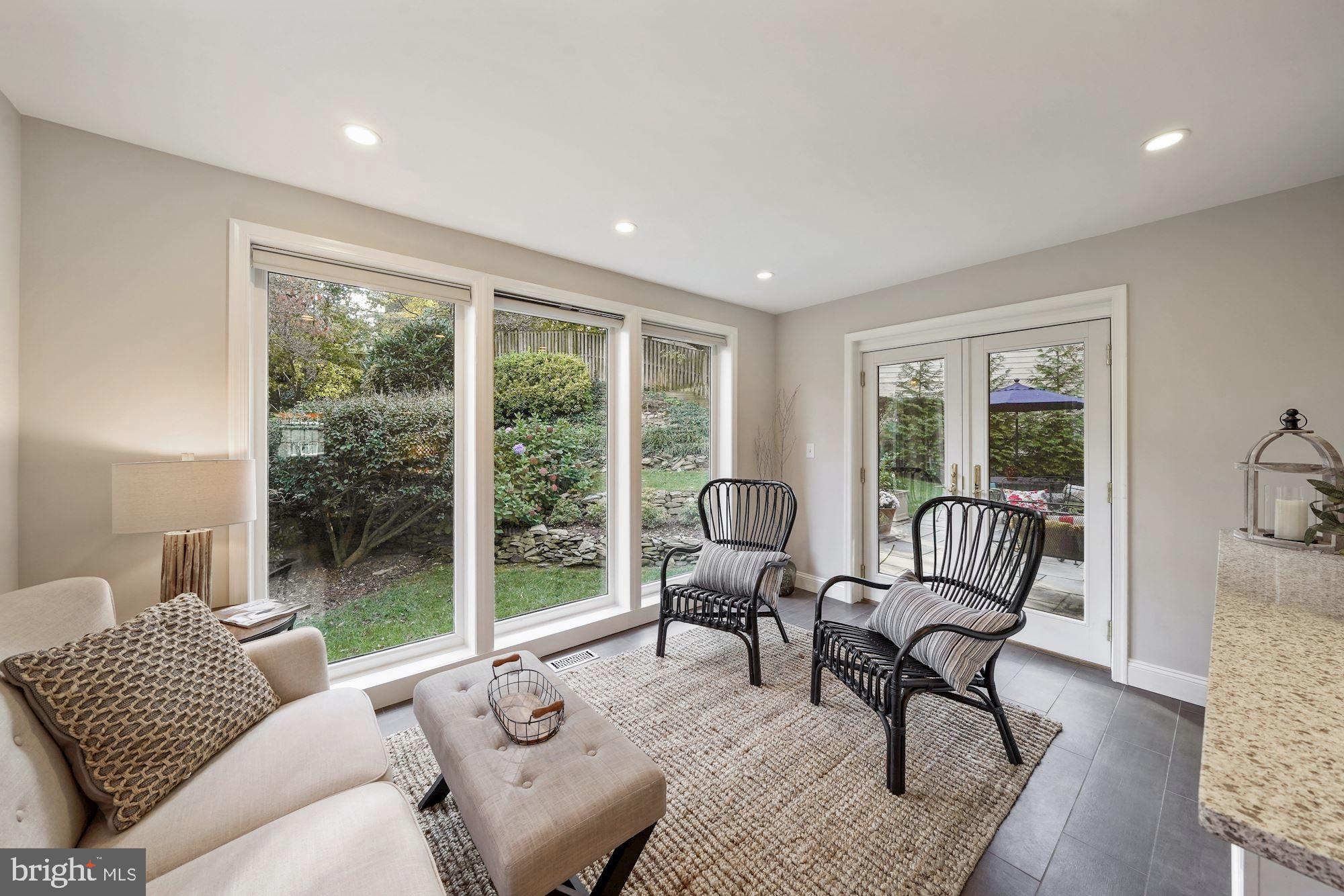 LEE HEIGHTS - Residential