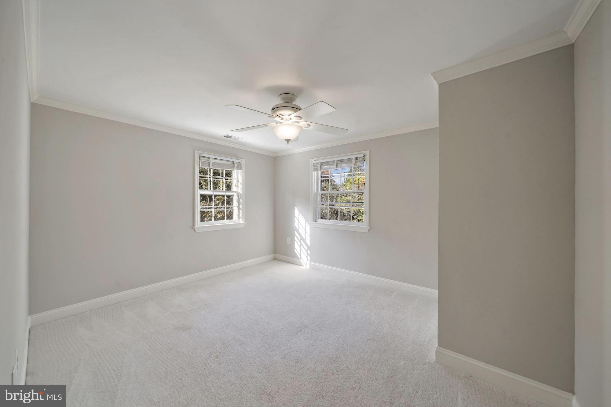 LEE HEIGHTS - Residential