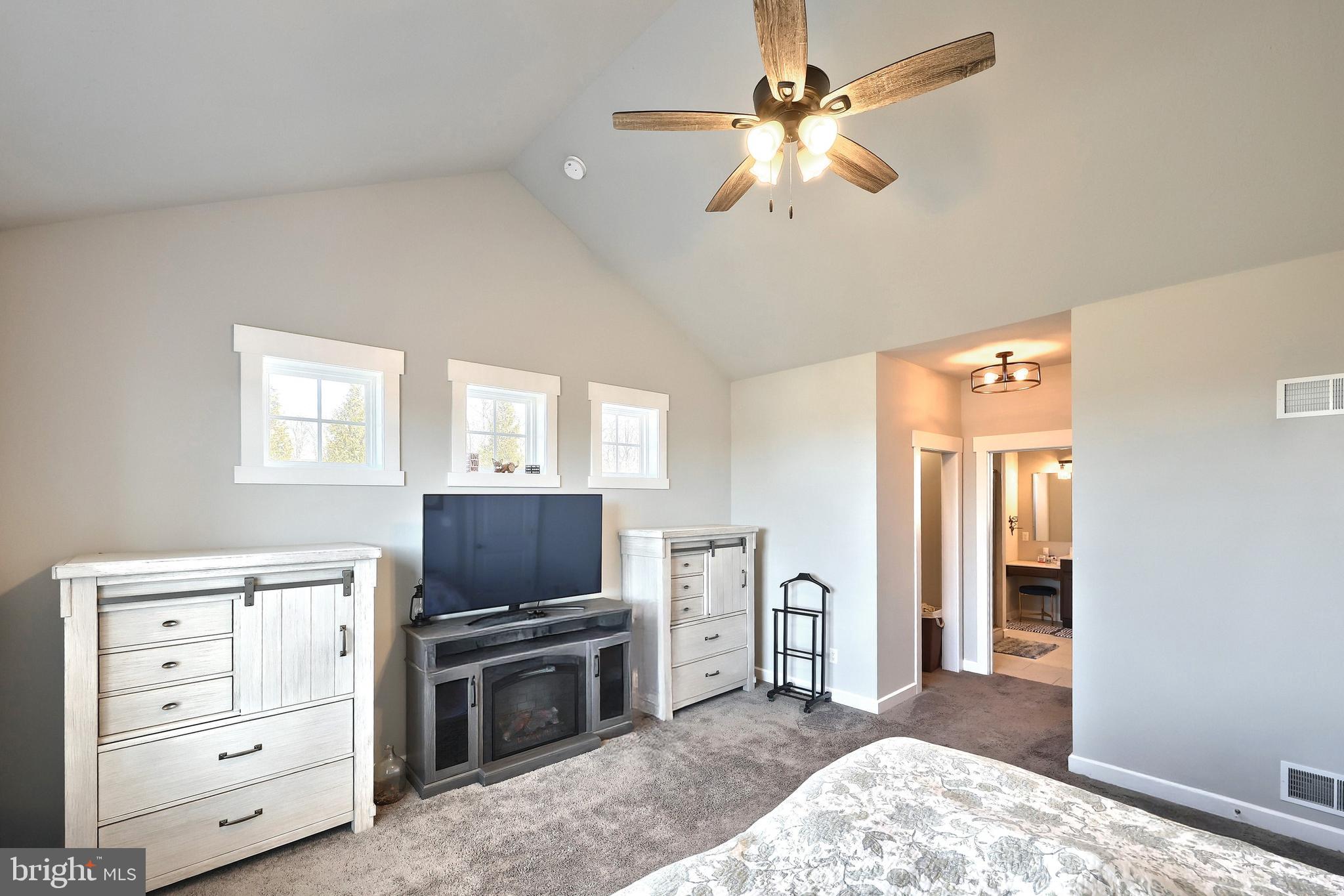 BLACK ROCK RD - Residential