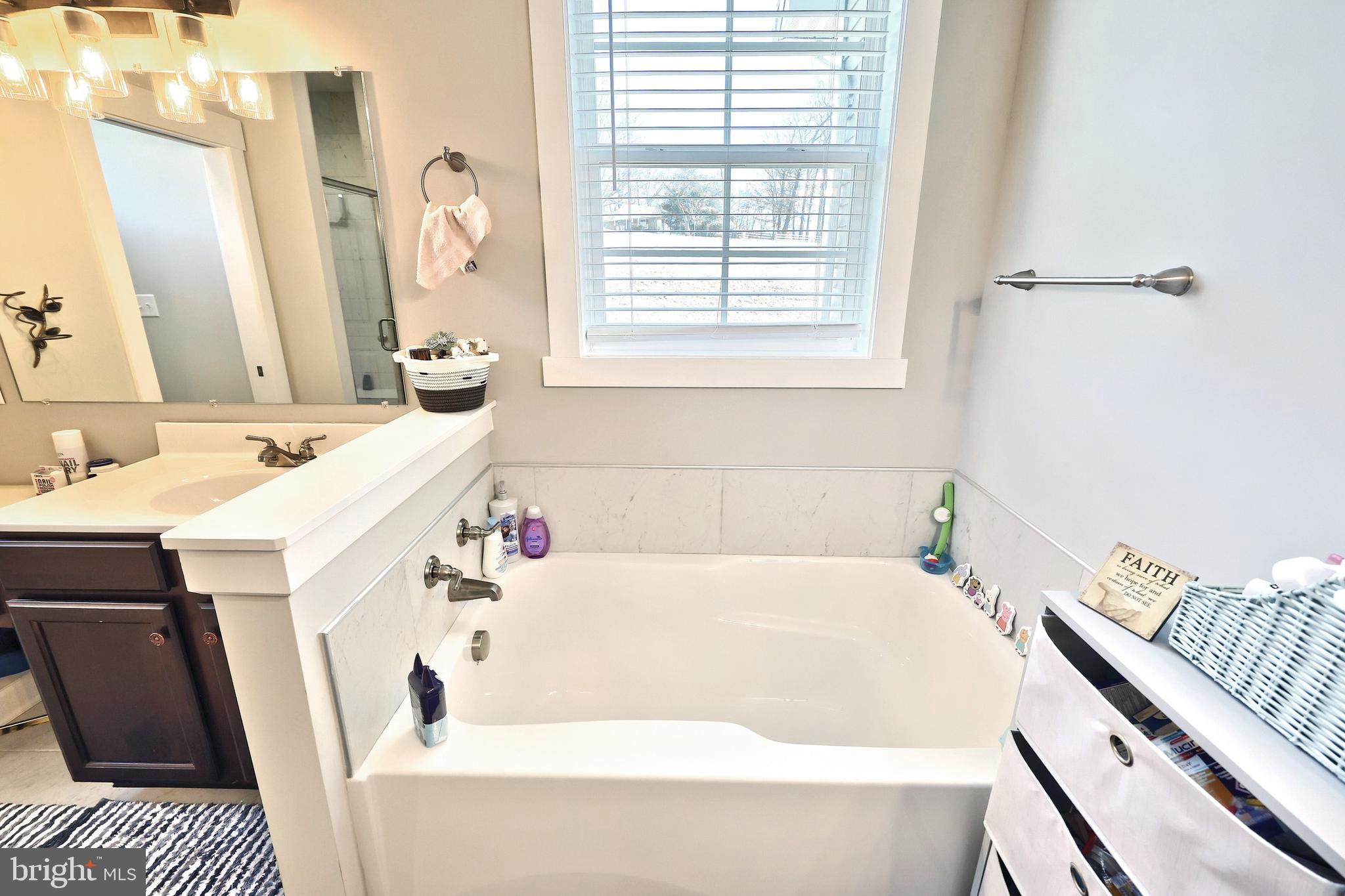 BLACK ROCK RD - Residential